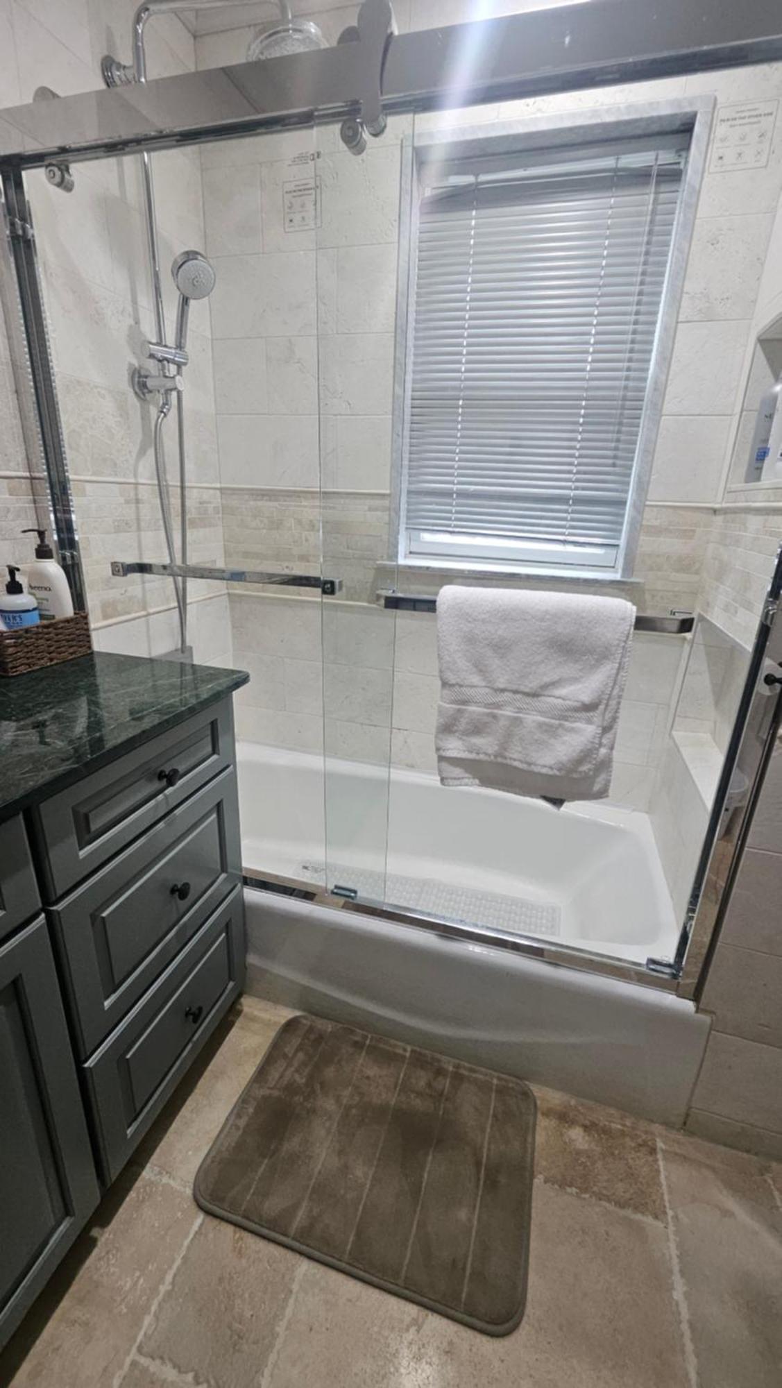 Luxury Hotel-style In Queens, * Nova York