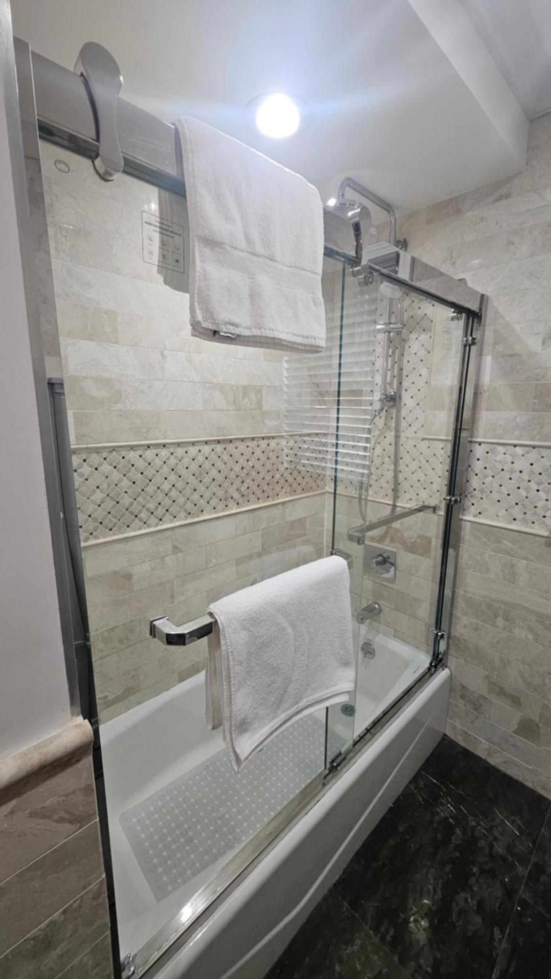 Hospedagem domiciliar Luxury Hotel-style In Queens, Nova York